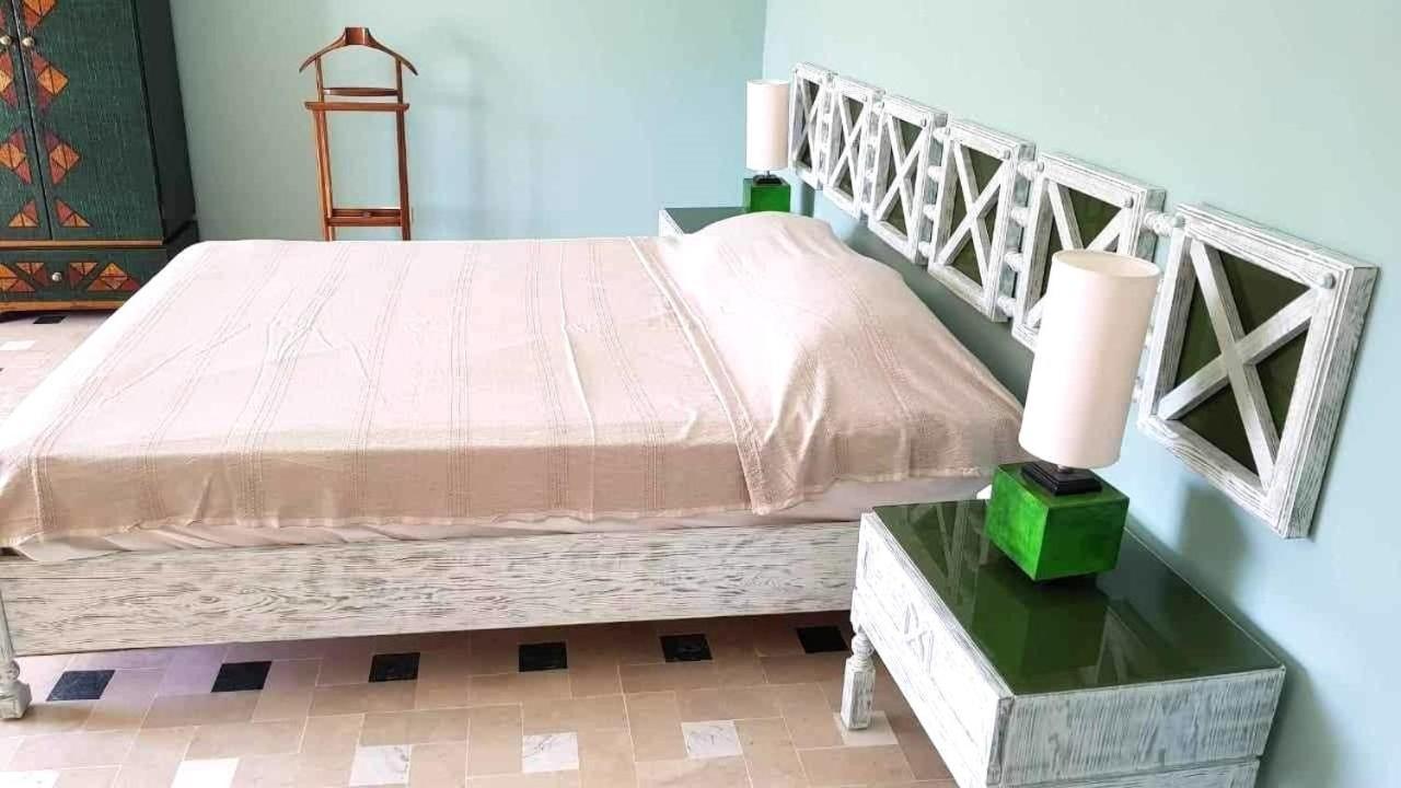 La Maison Les Pins Chambre D'Hote Chez L'Habitant La Marsa Luaran gambar