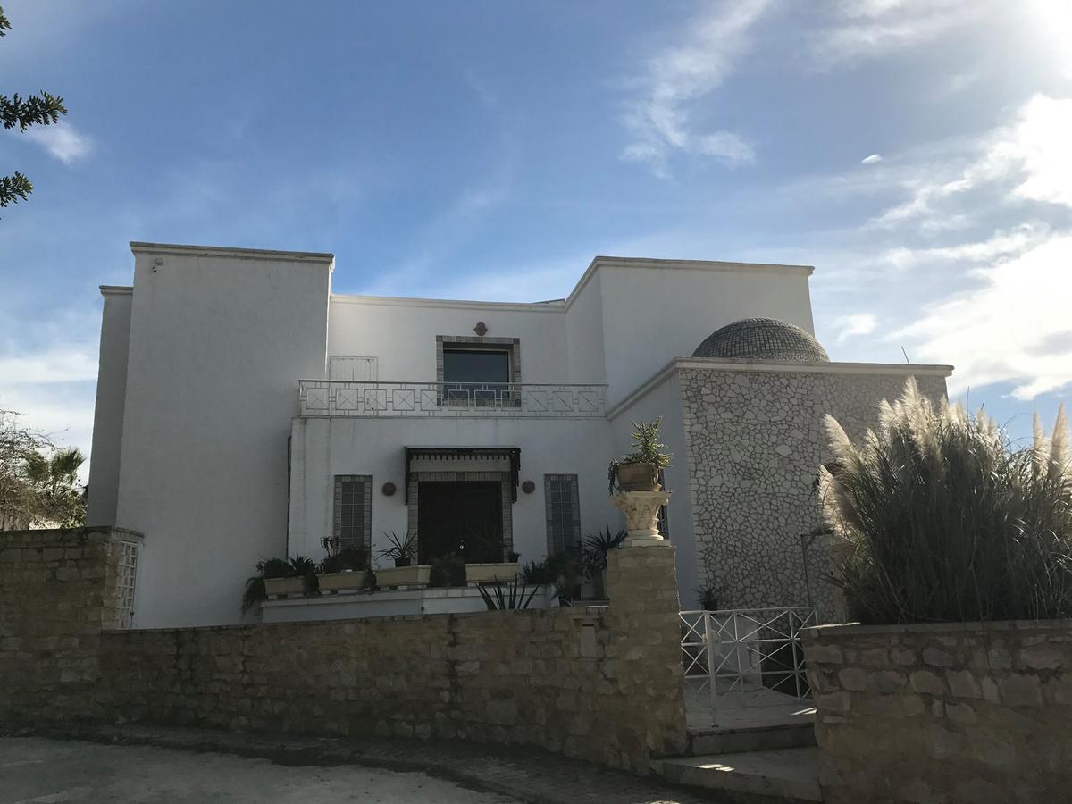La Maison Les Pins Chambre D'Hote Chez L'Habitant La Marsa Luaran gambar